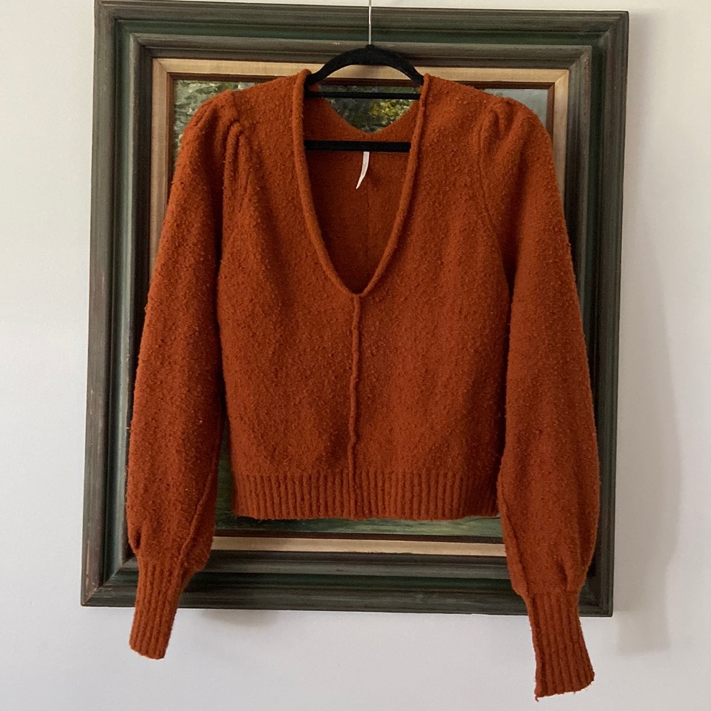 Free People Vneck Sweater 🧶